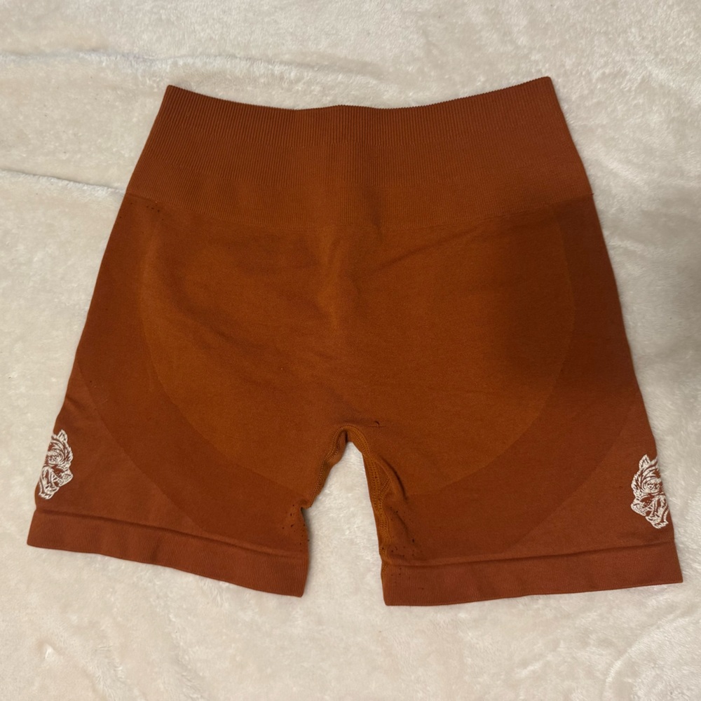 DARC SPORT EVERSON SEAMLESS SHORTS SCRUNCH BUTT ORANGE SIZE MEDIUM